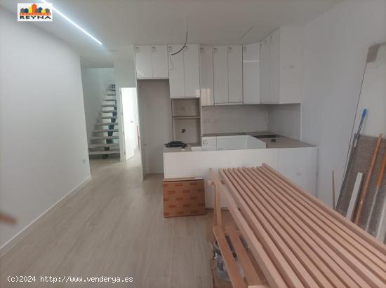 ¡Extraordinario Dúplex con 2 amplias terrazas en el Raval ! - ALICANTE