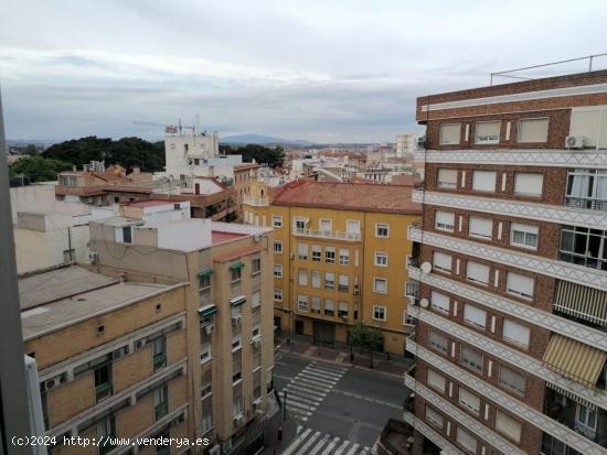 Se alquila vivienda para estudiantes en buena zona del Carmen - MURCIA