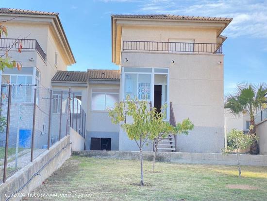 Venta Bonita casa pareada en Segur de Calafell zona centro - TARRAGONA