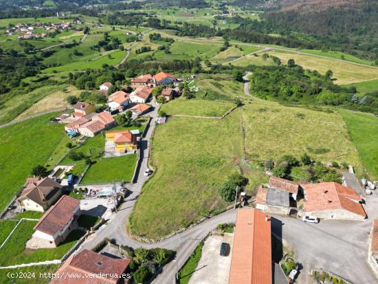 TERRENO EDIFICABLE CON BUENAS VISTAS EN FRESNEDO - CANTABRIA