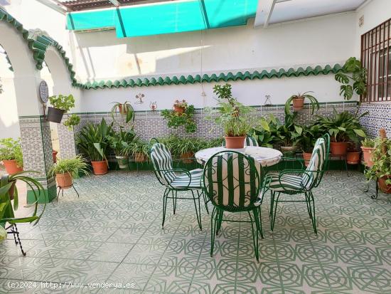  Venta de casa con cochera. - CORDOBA 