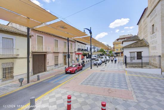 LOCAL COMERCIAL EN PLENA AVENIDA DE ANDALUCÍA - GRANADA