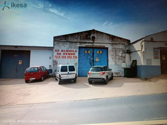  NAVE INDUSTRIAL EN CENTRO DEL PUEBLO - HUELVA 