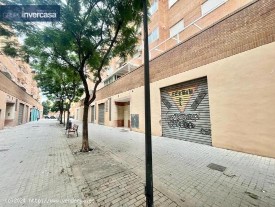 Local comercial en venta situada en zona Tododulce de Quart de Poblet - VALENCIA