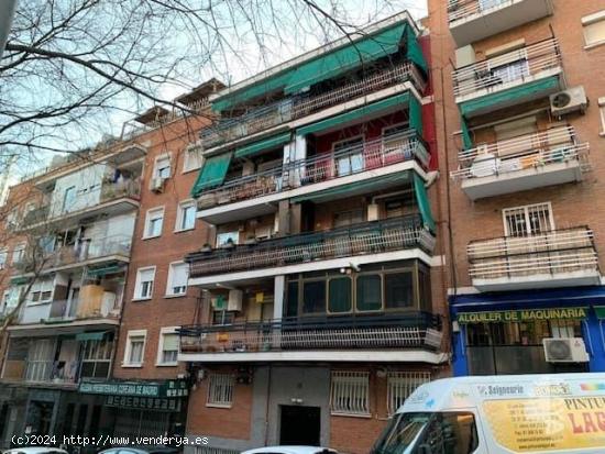 Local comercial en venta en calle de José María de Pereda, 26 - MADRID