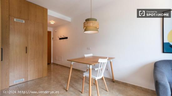 Estudio en alquiler en Valencia - VALENCIA