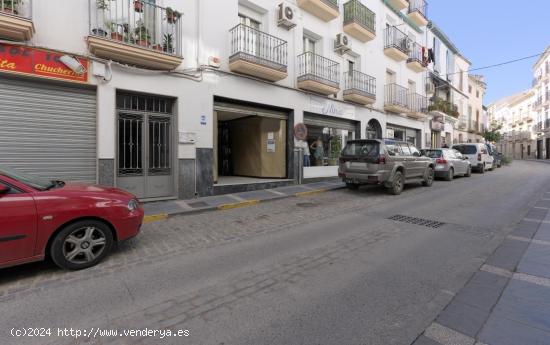 🌟 ¡Oportunidad Única! Espacio Comercial en el Corazón de Montefrío 🏘️  - GRANADA