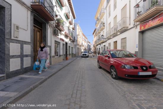 🌟 ¡Oportunidad Única! Espacio Comercial en el Corazón de Montefrío 🏘️  - GRANADA