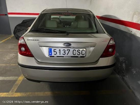 ¡PARKING MUY PRÁCTICO EN EL CENTRO DE POBLENOU! - BARCELONA