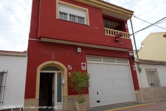  MAGNIFICA VIVIENDA UNIFAMILIAR-BUHARDILLA y LOCAL - MURCIA 