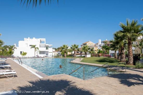 Residencial situado en la conocida y prestigiosa zona de El Campanario. - MALAGA