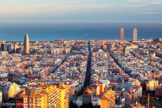 EDIFICIO EN VENTA EN BARCELONA - BARCELONA