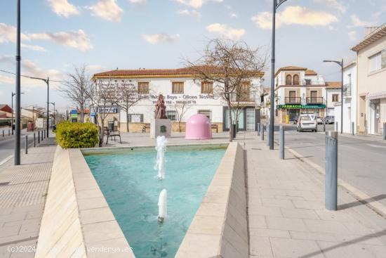 Magnífico solar en pleno centro de Otura - GRANADA