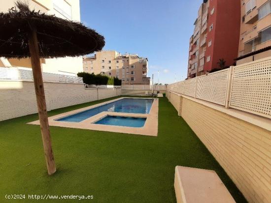  Piso en Elche, zona Altabix ( Campo de futbol), 3 habitaciones y 2 baños - ALICANTE 