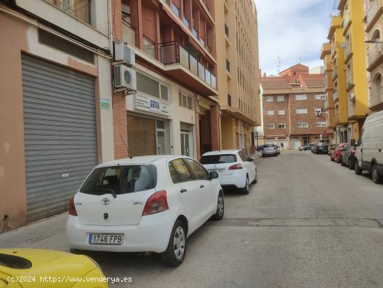 LOCAL COMERCIAL DE 280 M2 DE SUPERFICIE - ALBACETE