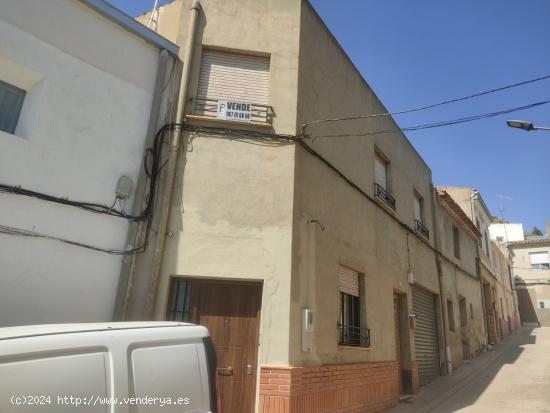 VIVIENDA UNIFAMILIAR CON PATIO EN EL CENTRO DE MONTEALEGRE - ALBACETE