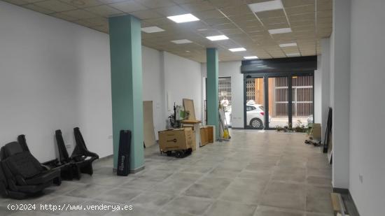 LOCAL COMERCIAL TOTALMENTE ACONDICIONADO  EN ZONA CENTRO - ALBACETE