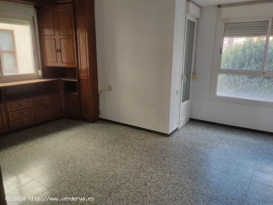 VIVIENDA SEMIREFORMADA DE 120 M2 EN ZONA CENTRO - ALBACETE