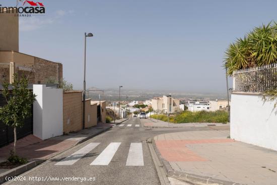  PARCELA EN LOS ALTOS DE LA ZUBIA - GRANADA 