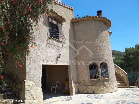  Chalet con piscina y vistas panorámicas - Adsubia 