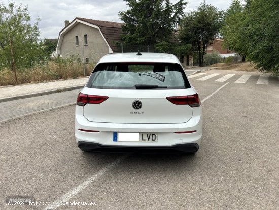 Volkswagen Golf 2.0 TDI 85kW (115CV) de 2021 con 101.000 Km por 19.500 EUR. en Madrid