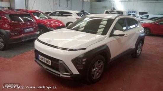 Hyundai Kona 1.0 TGDI 48V Tecno 4x2 de 2024 con 5.800 Km por 27.500 EUR. en Palencia