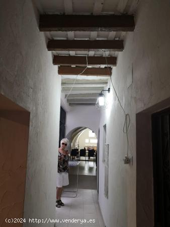 CASA EN UNA PLANTA EN ARCOS DE LA FRONTERA - CADIZ