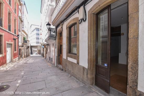 Local comercial en la Ciudad Vieja - A CORUÑA