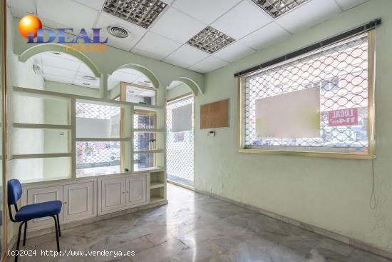 VENTA DE LOCAL COMERCIAL  EN AVENIDA  DOCTOR OLORIZ - GRANADA