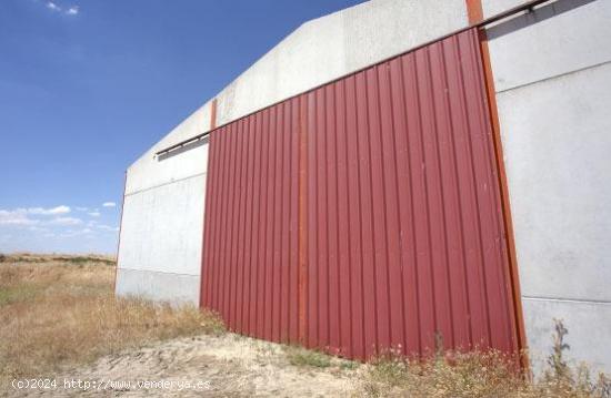 NAVE Y TERRENO RUSTICO EN PARADINAS DE SAN JUAN - SALAMANCA