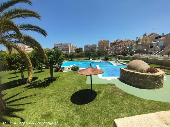  Precioso bungalow en Pueblo Marino Torreblanca - ALICANTE 