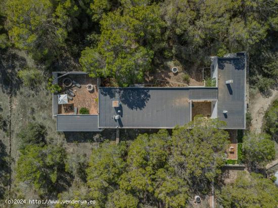 Casa rodeada de naturaleza, árboles y cerca del mar en Formentera - BALEARES