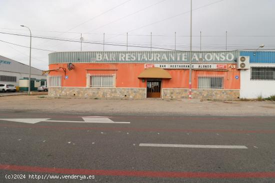 PARCELA URBANA CON CONSTRUCCION DE 500 METROS PARA USO HOSTELERIA Y OCIO - ALICANTE