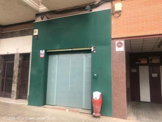 LOCAL COMERCIAL CON MUCHAS POSIBILIDADES - ALICANTE