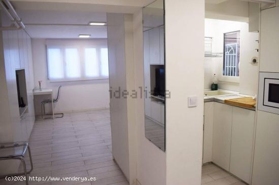 Dúplex en venta en calle de Andorra, 55, Madrid - MADRID