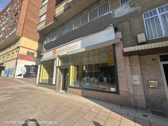 SE VENDE LOCAL COMERCIAL JUNTO A CORREOS - LEON