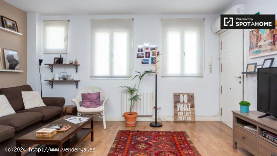 Encantador apartamento de 2 dormitorios en alquiler en Lavapiés - MADRID