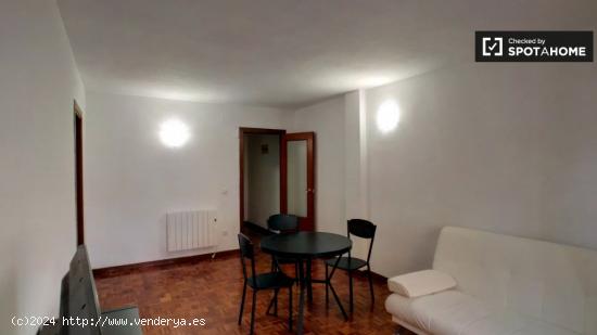 Apartamento de 4 dormitorios con balcón en alquiler en Alcalá de Henares. - MADRID