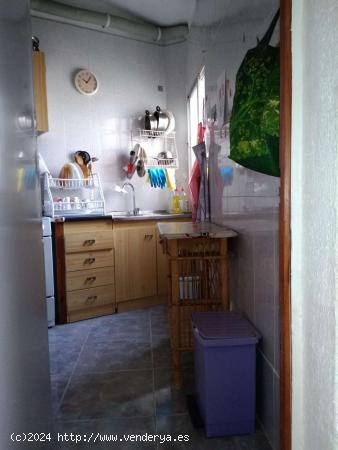  Habitación en piso compartido en Palma de Mallorca - BALEARES 