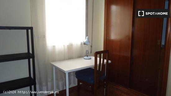 Habitación en piso compartido en Córdoba - CORDOBA