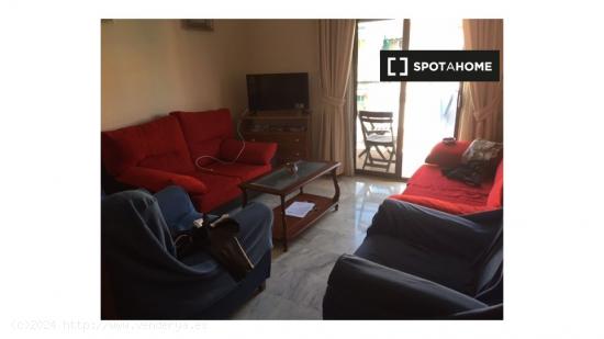 Habitación en piso compartido en Córdoba - CORDOBA