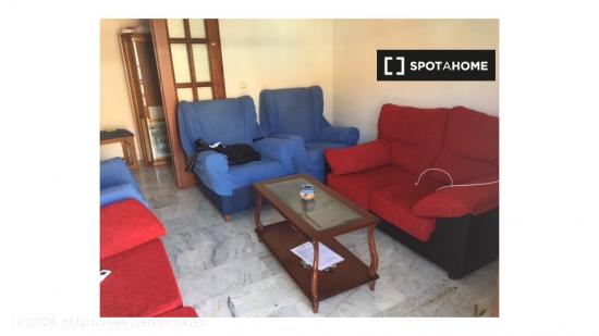 Habitación en piso compartido en Córdoba - CORDOBA