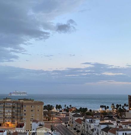  Habitación en piso compartido en Málaga - MALAGA 