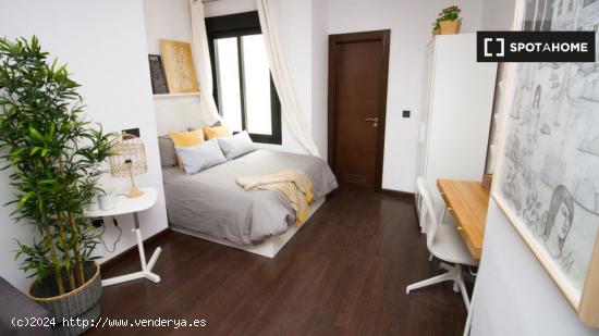 Estudio Romántico en el Centro de Málaga - MALAGA