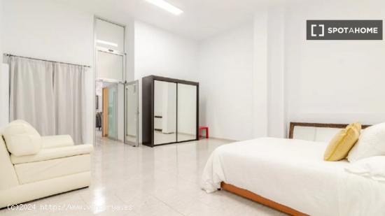 Apartamento de 2 dormitorios en alquiler en Las Palmas de Gran Canaria - LAS PALMAS