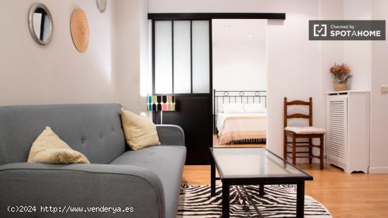 Apartamento de 1 dormitorio en alquiler en Chamberí - MADRID