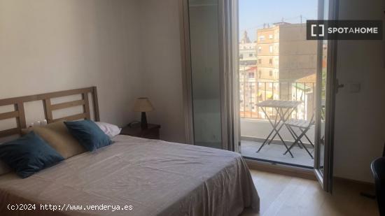 Habitación en piso compartido en valencia. - VALENCIA