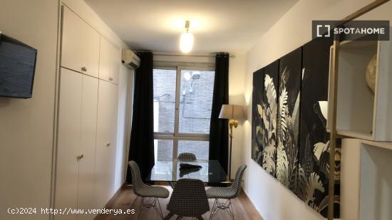 Apartamento entero de 1 dormitorio en Barcelona - BARCELONA