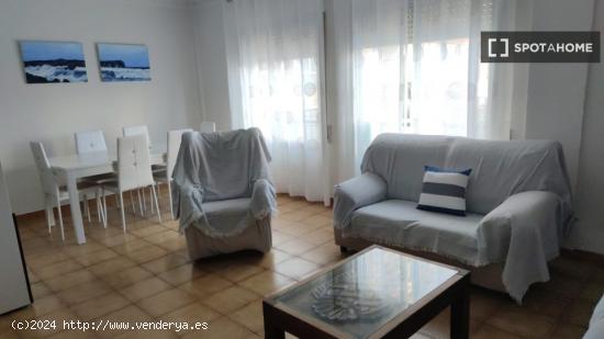 Piso de 3 dormitorios en alquiler en Sant Antoni, Alicante - ALICANTE