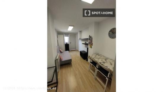 Apartamento entero de 1 dormitorio en L'Hospitalet de Llobregat - BARCELONA